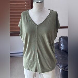 White House Black Market Olive Green “jetsetter” V-Neck Short Sleeve Top